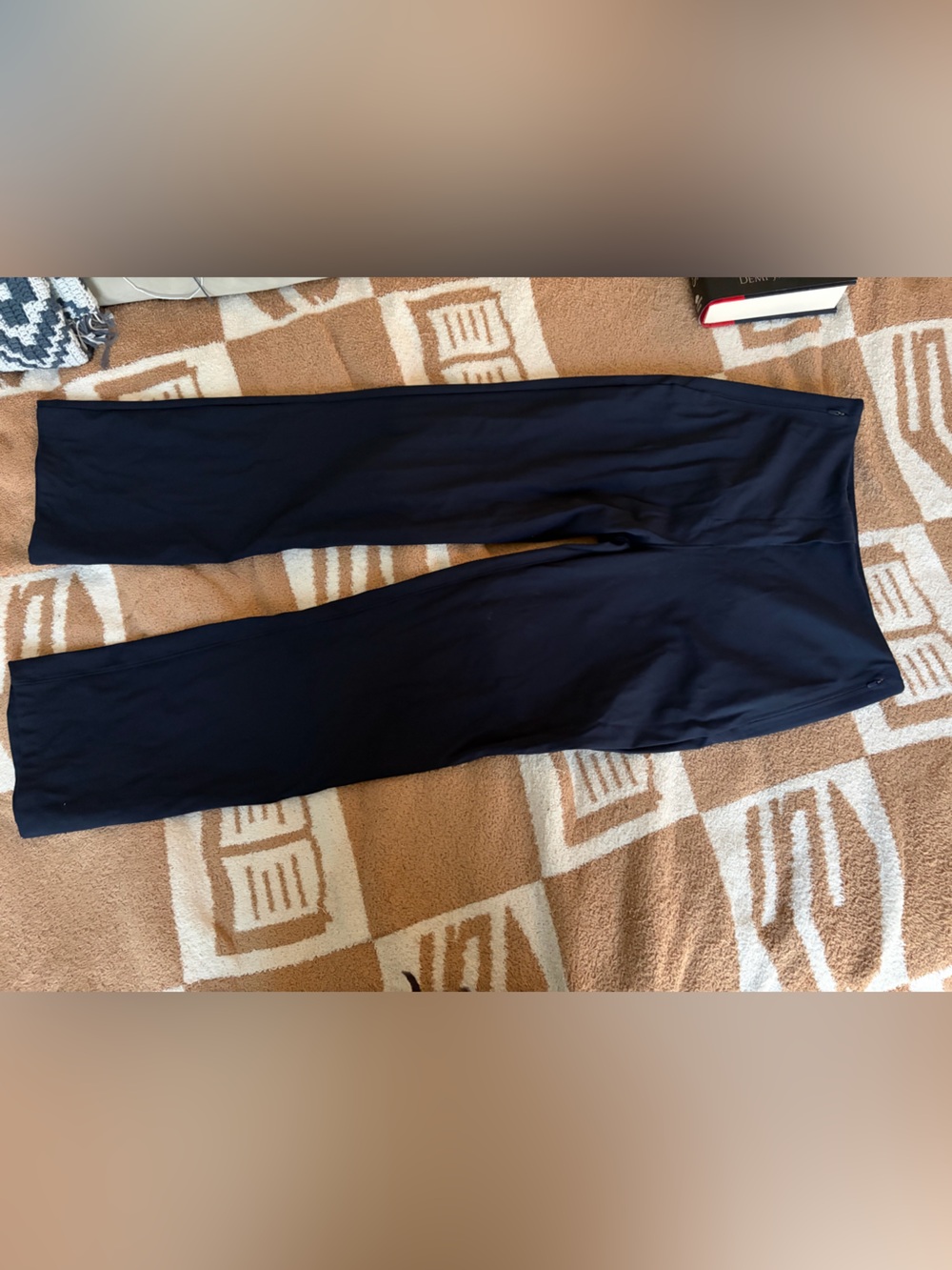 Smooth Fit High-Rise Cropped Pants